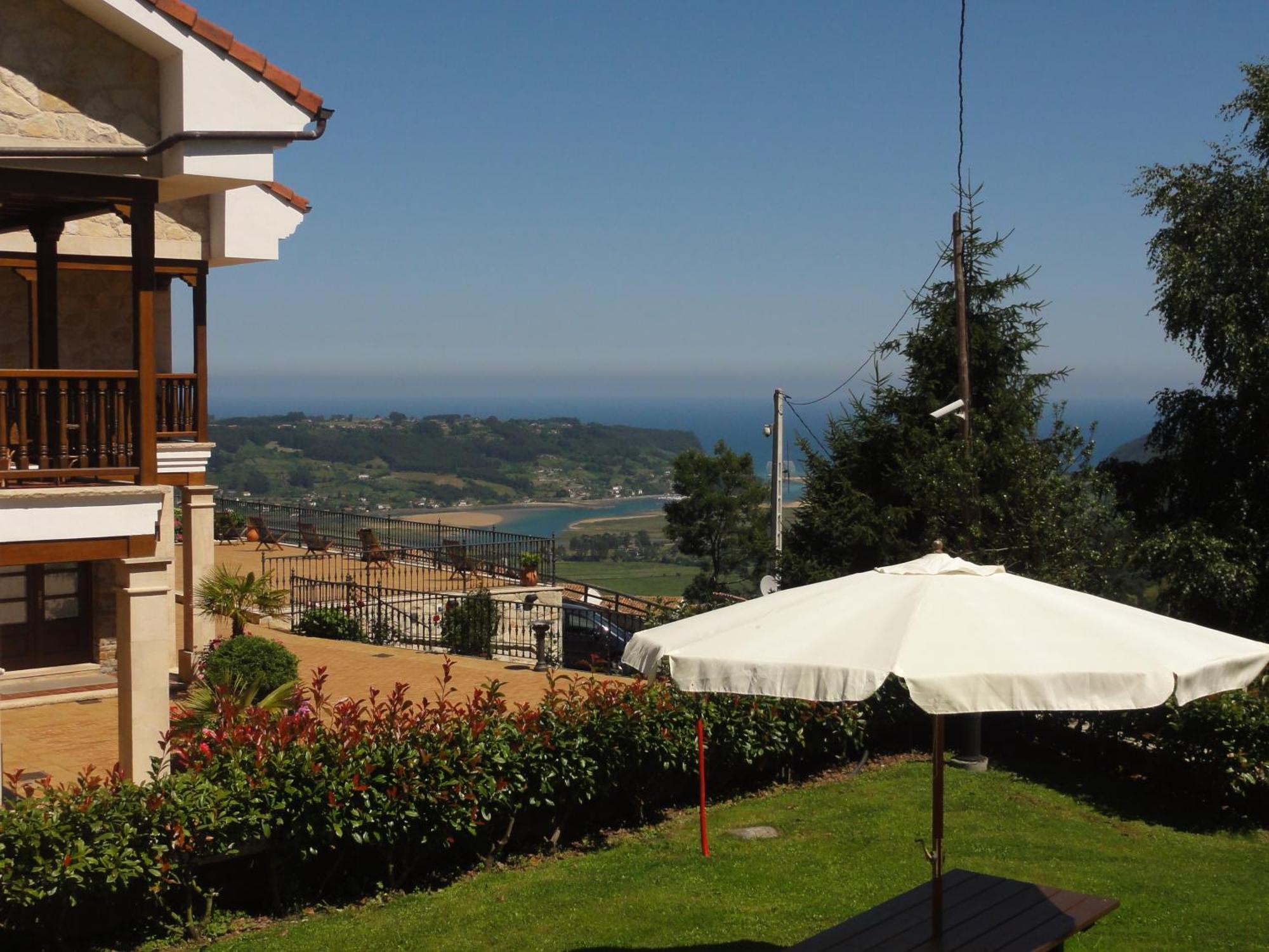 Hotel Mirador De Moriyón